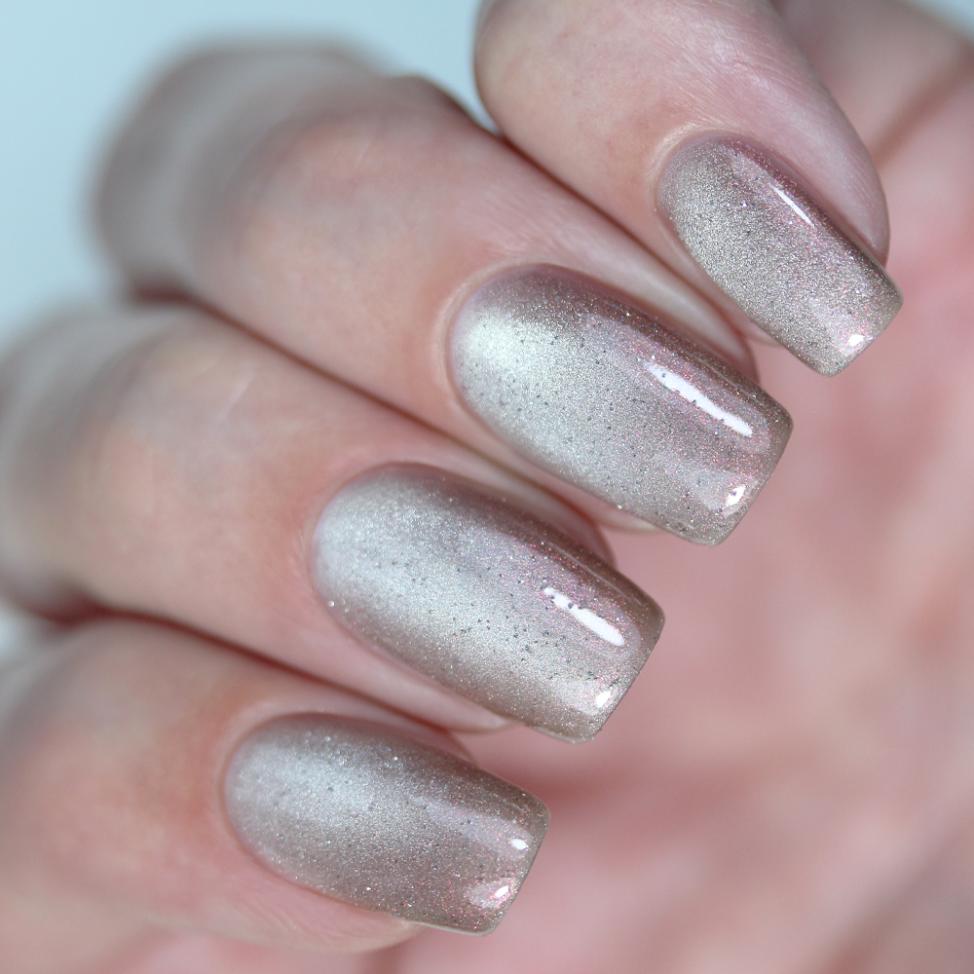 Гель-лак MASU MASU T002 Корейская шелковая кошка с эффектом аврора, 8 мл, T002